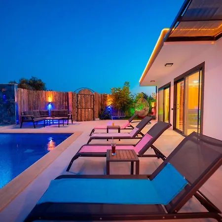 Villa Koesem - Kalkan'da 2 Yatak Odali Jakuzili *